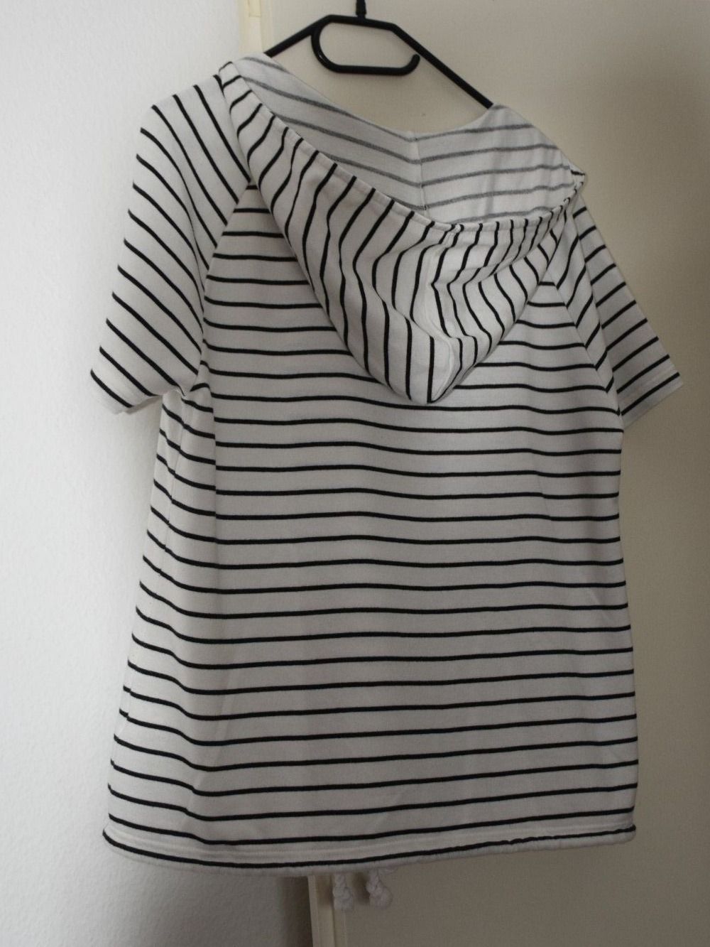 T-Shirts: Damen Kapuzen Shirt Gr M – Gebraucht aus Wetzikon ZH von Wetzicardo25 3