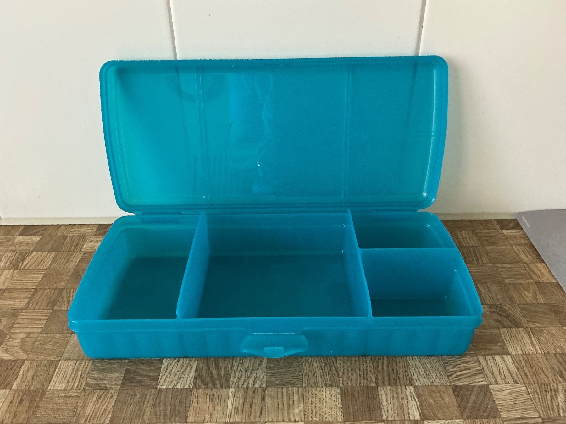 Tupperware Behälter & Ähnliches: Tupperware Behälter – Gebraucht aus Birmensdorf ZH von Hilhan