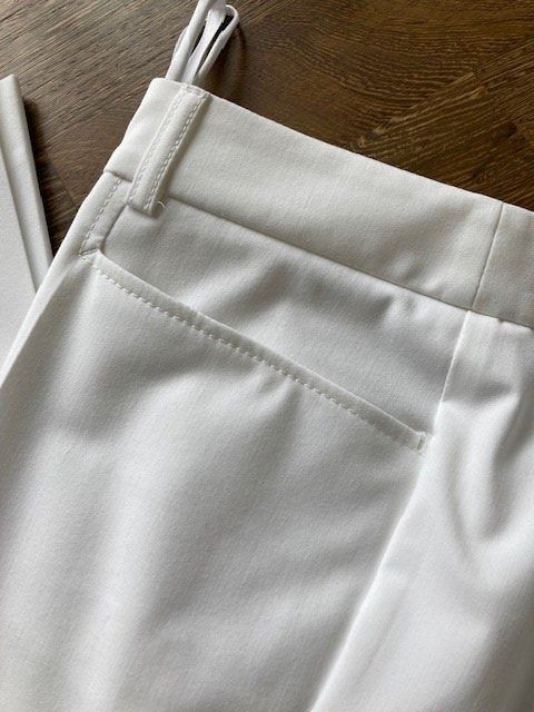 Madeleine Pantaloni: Hose von Madeleine Mode – Nuovo (secondo la descrizione) da Ettenhausen TG venduto da Babi69 1