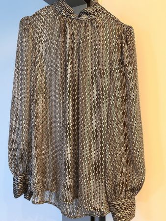 Bluse von H&M, Grösse M, weiss-schwarz-braun gemustert
