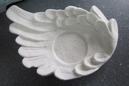 Engel Flügel als Teelicht-Kerzen Halter in weiss
