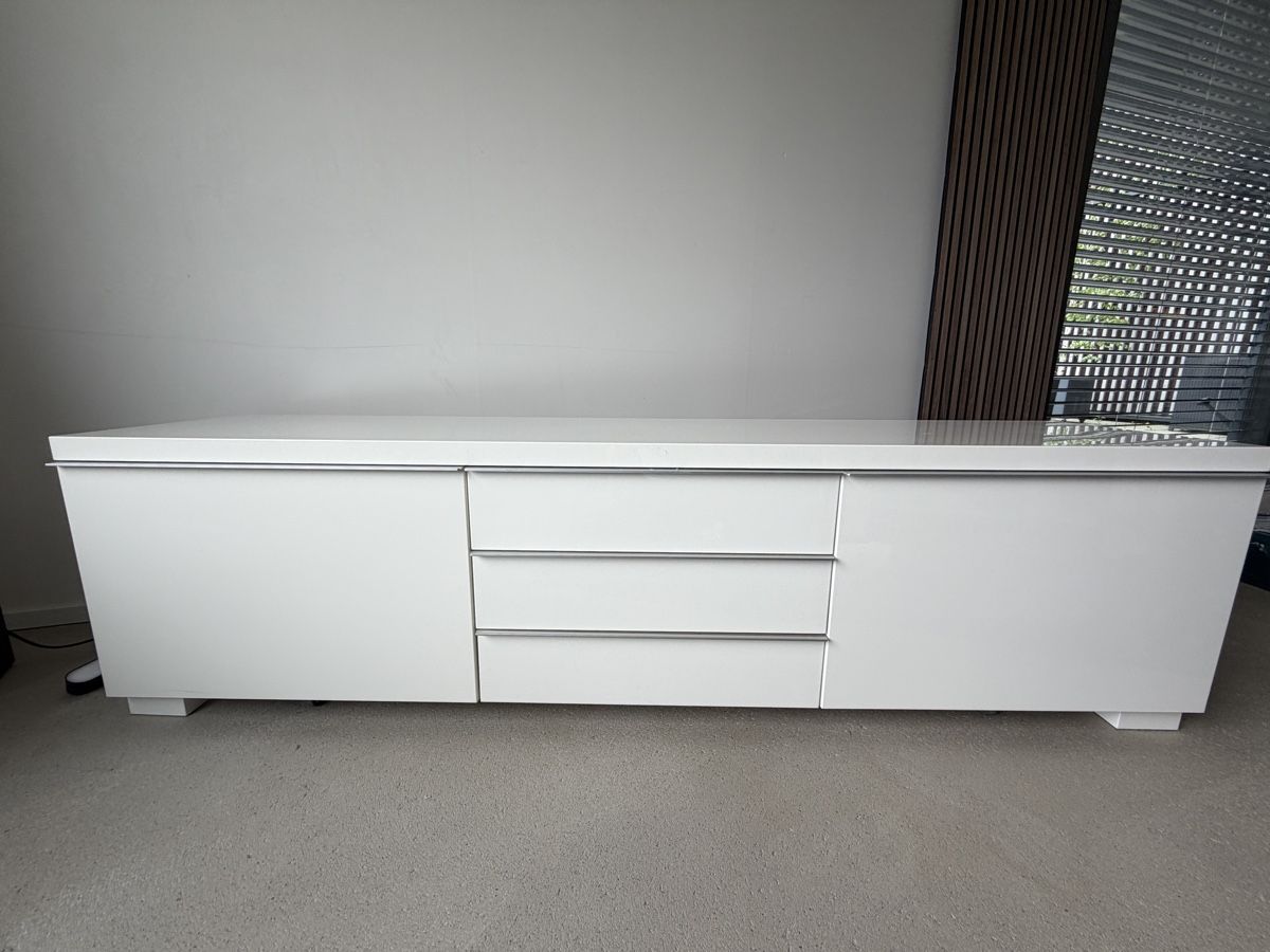 Ikea Mobili TV: TV Möbel weiss – Usato da Wollerau venduto da shoppingqueen18 3