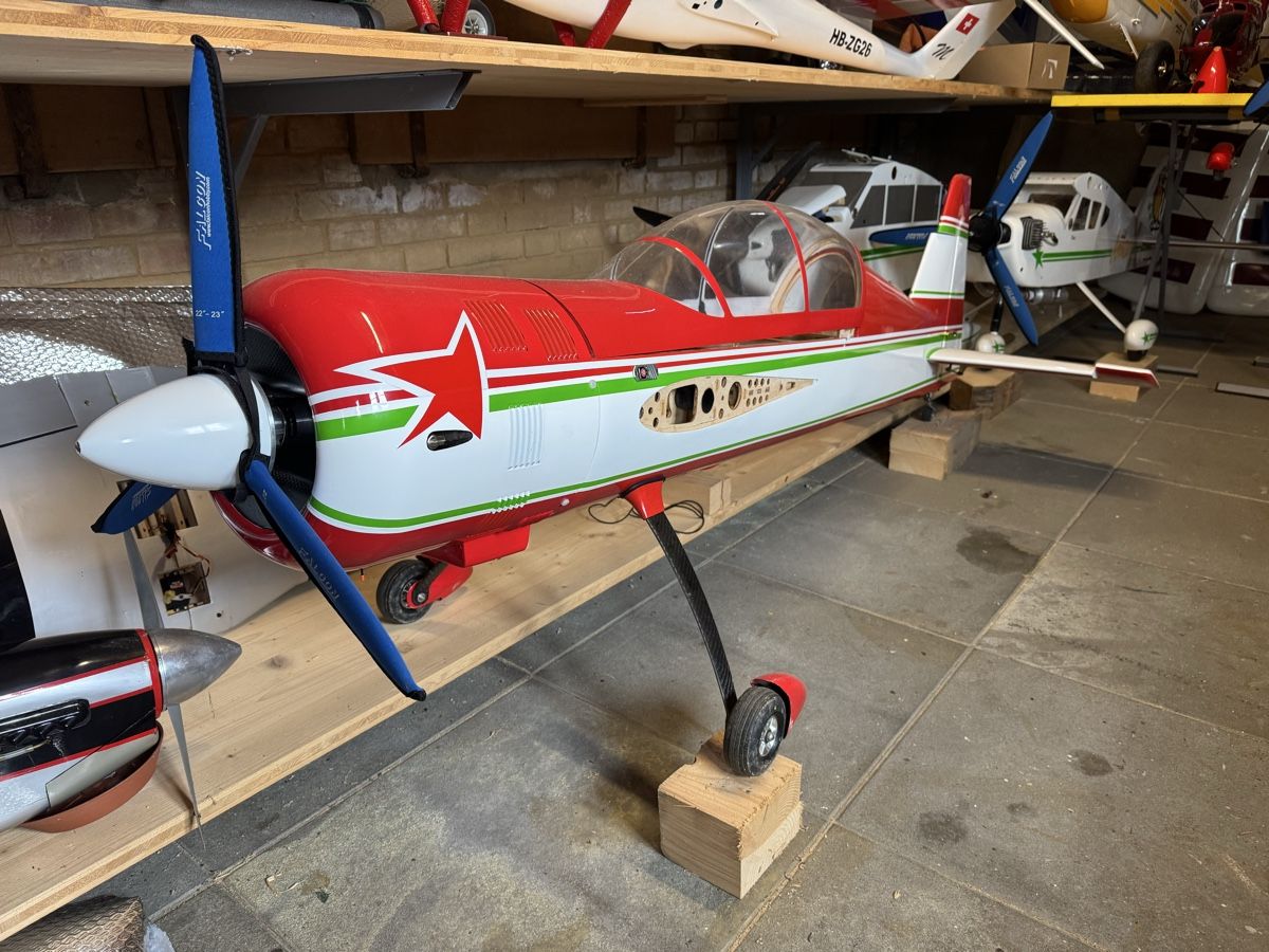 Modellismo RC: Extreme Flight Yak 54 EXP 91" – Usato da Limpach venduto da Pilatus22