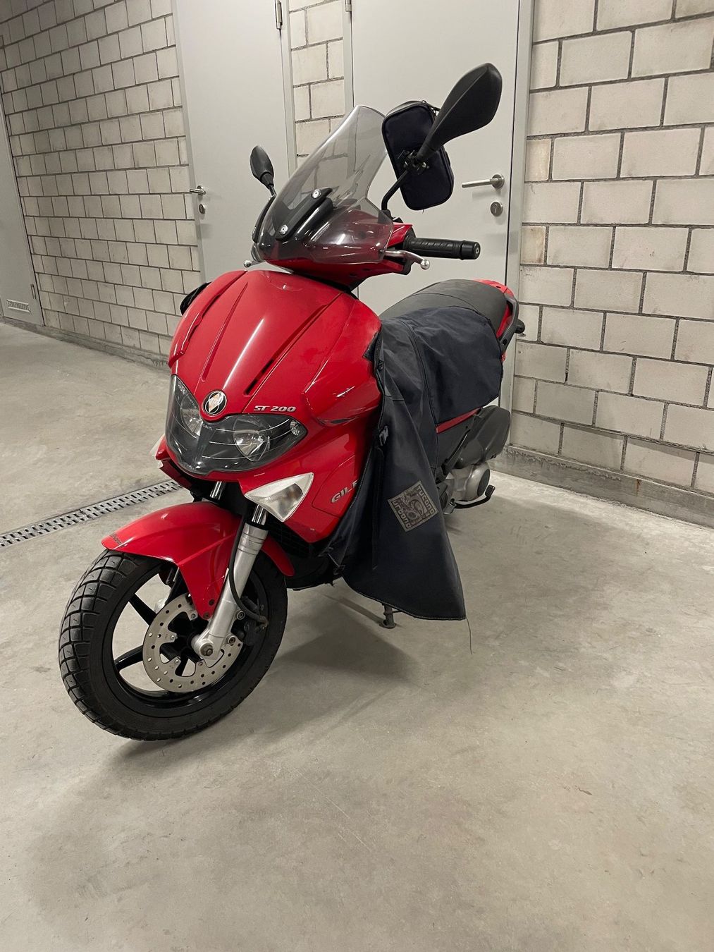 Gilera Scooters: Gilera Runner 200 ST Roller Frisch ab mfk – D'occasion à Sargans par iru_gk8f 3