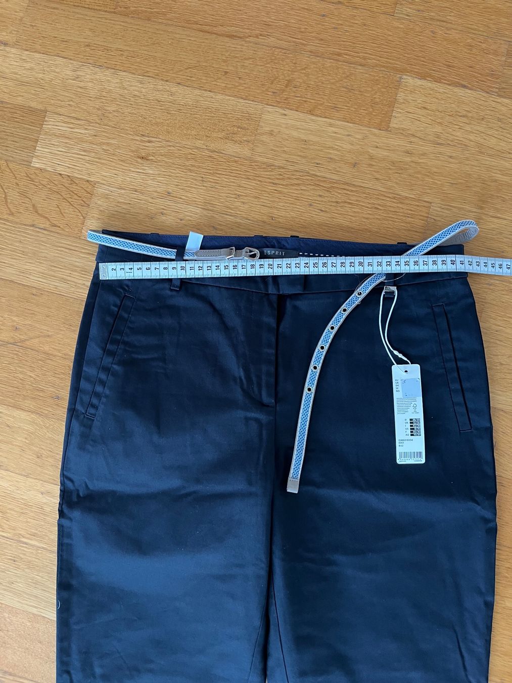 Esprit Pantaloni: Esprit Stoffhose, dunkelblau, Gr. 38/30, neu – Nuovo e nell'imballaggio originale da Kreuzlingen venduto da zwergli05 1