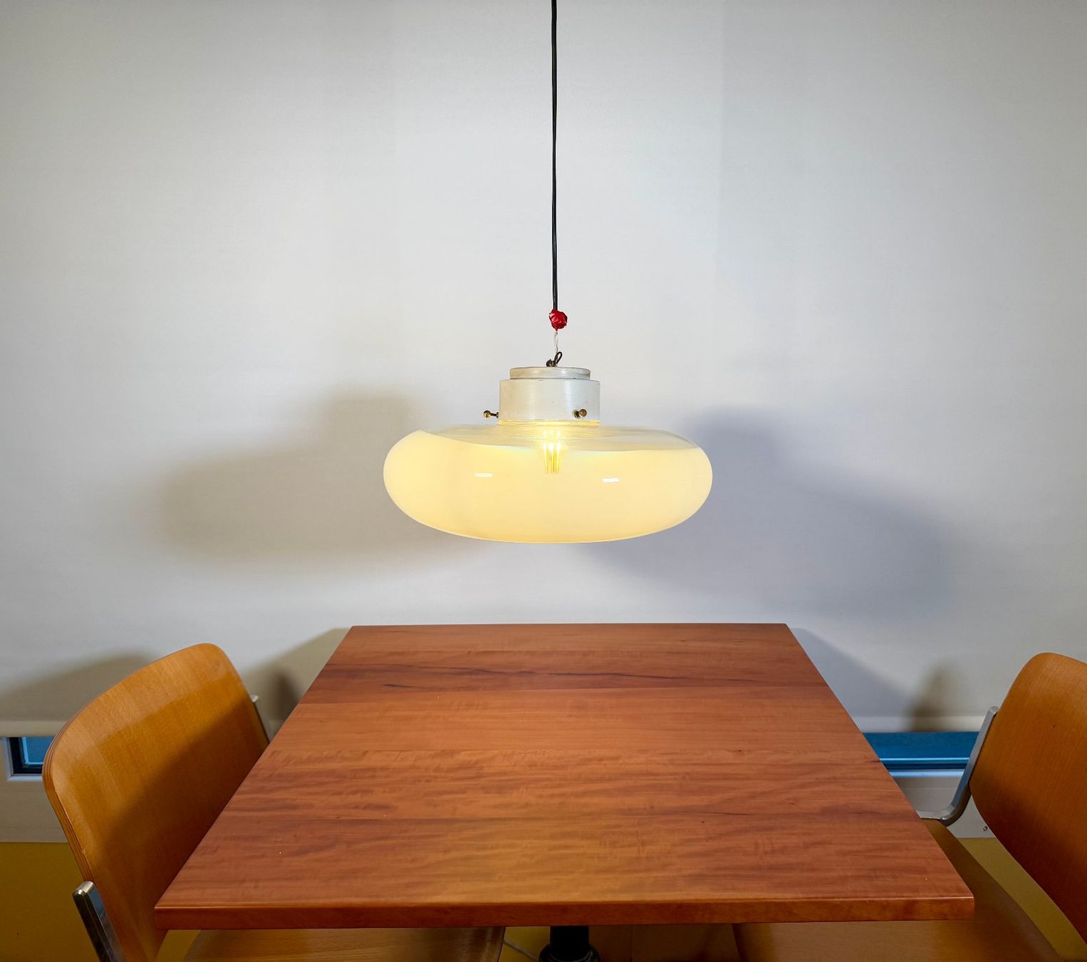 Lampadari & plafoniere: Vintage Deckenlampe aus Opalglas – Usato da Zürich venduto da Hedwig-steig 1