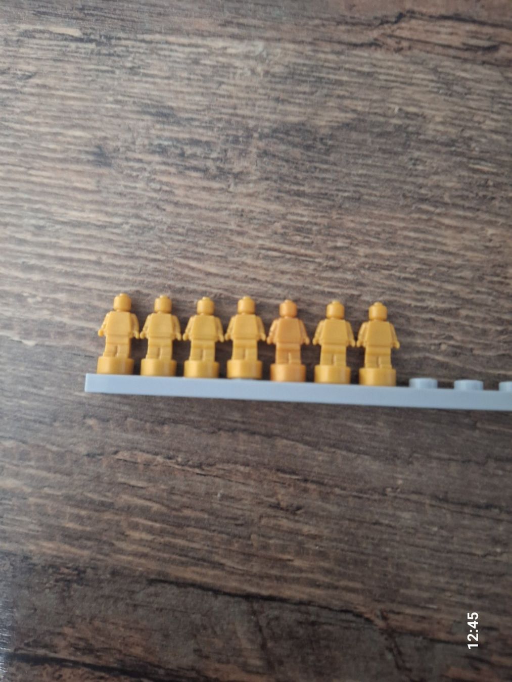 Lego Baukästen: Mini figurines lego or – Neu (gemäss Beschreibung) aus Grandson von Crtz205