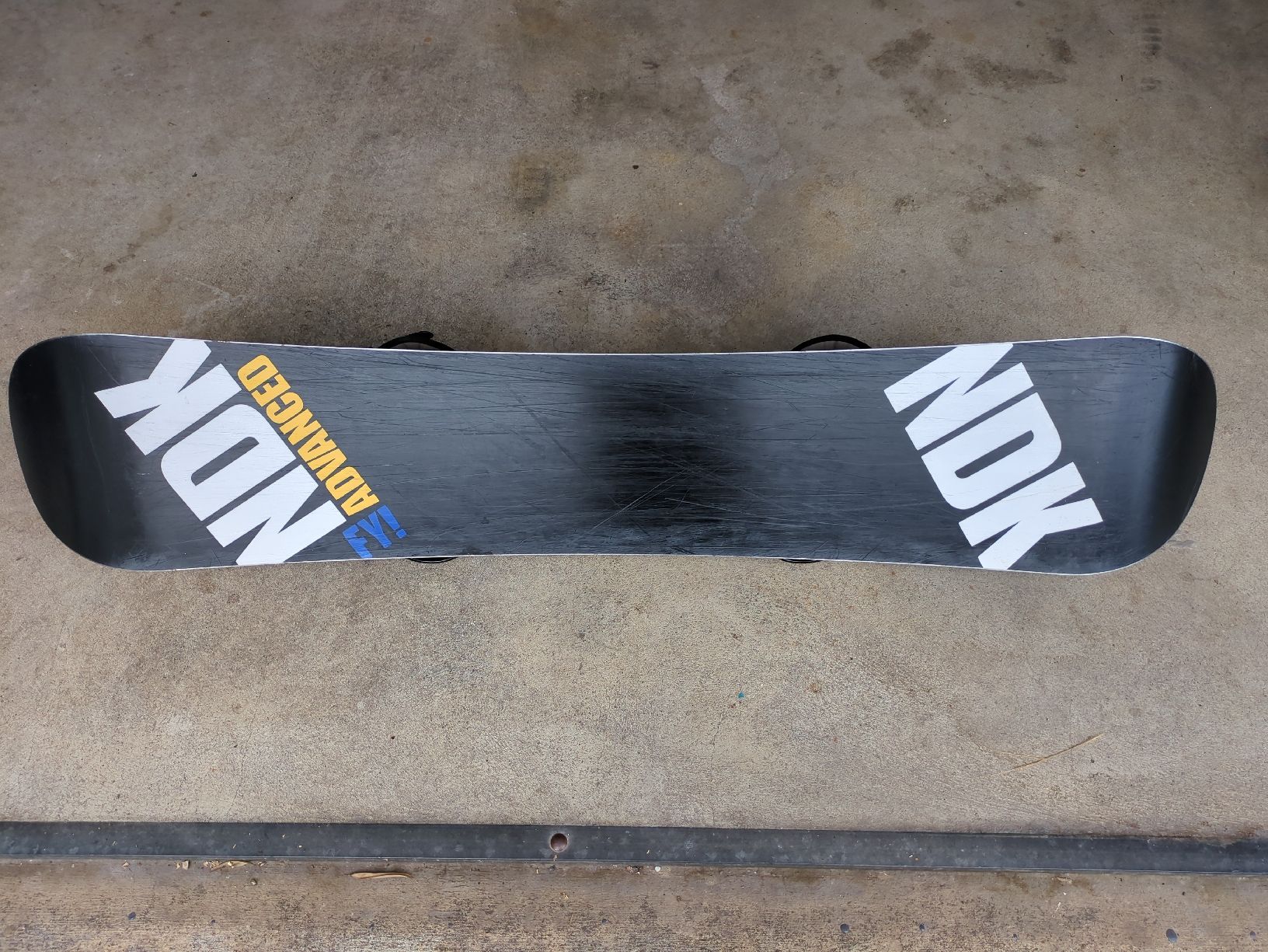 Board: Nidecker Snowboard Advanced mit Bindung – Usato da Niederglatt ZH venduto da ani_7wk9 1