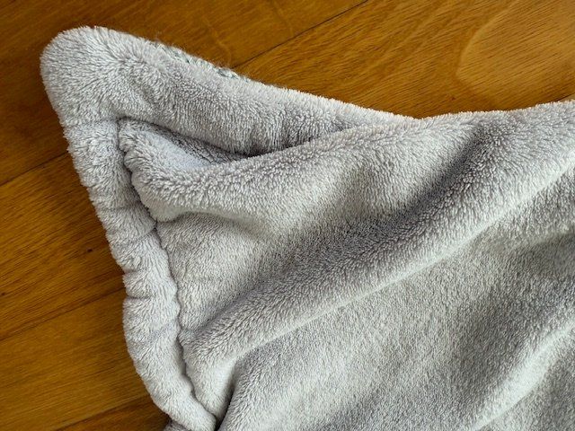 Coperte: Kuschelzeit, Strick und Fleecedecke von Knitfactory – Usato da Eggersriet venduto da Swiss2909 2