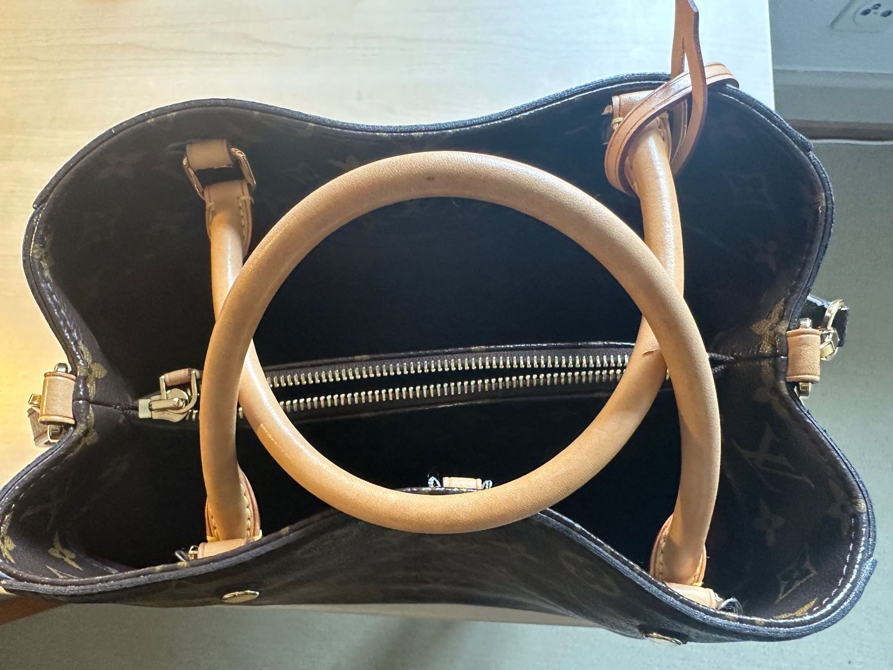Louis Vuitton Borse da donna: Louis Vuitton Original Montaigne – Nuovo (secondo la descrizione) da Luzern venduto da gwand 2