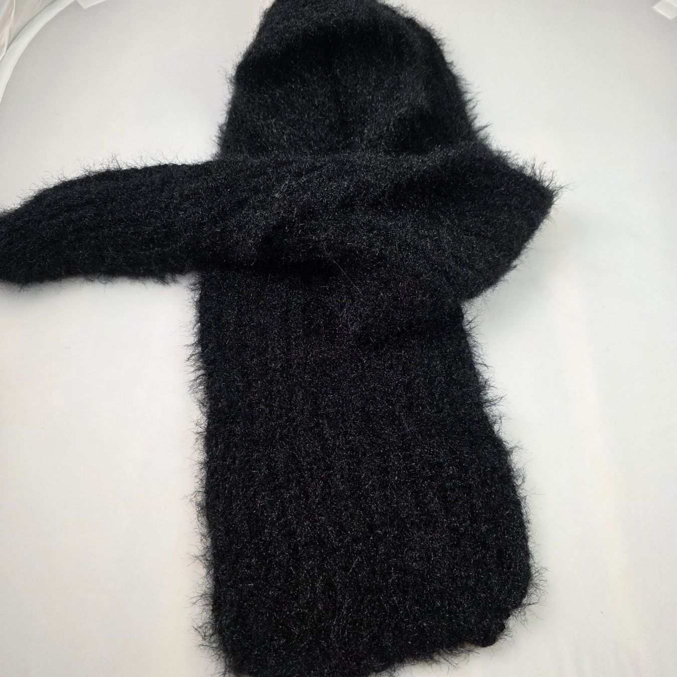 Foulard & Sciarpe: Damen Schal Schwarz 150x20 cm weich – Usato da Wald ZH venduto da Martin79