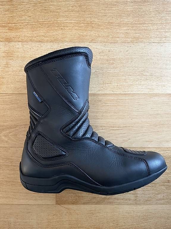 Herrenschuhe: Mottorradschuhe - Preis VB – Gebraucht aus Wolfhausen von dom_w 1