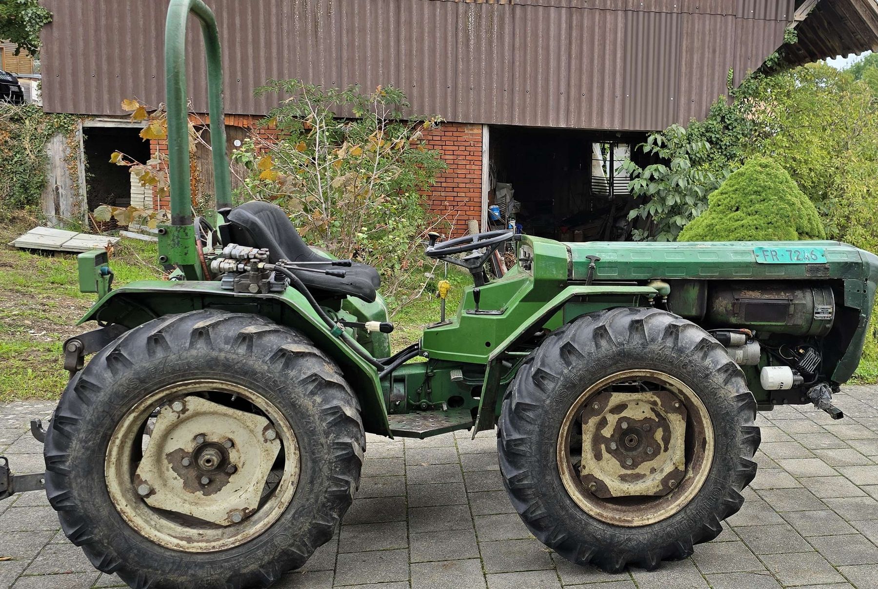 Ferrari 86-55 RS Schmalspurtraktor Allrad 55PS Export (Gebraucht) in ...