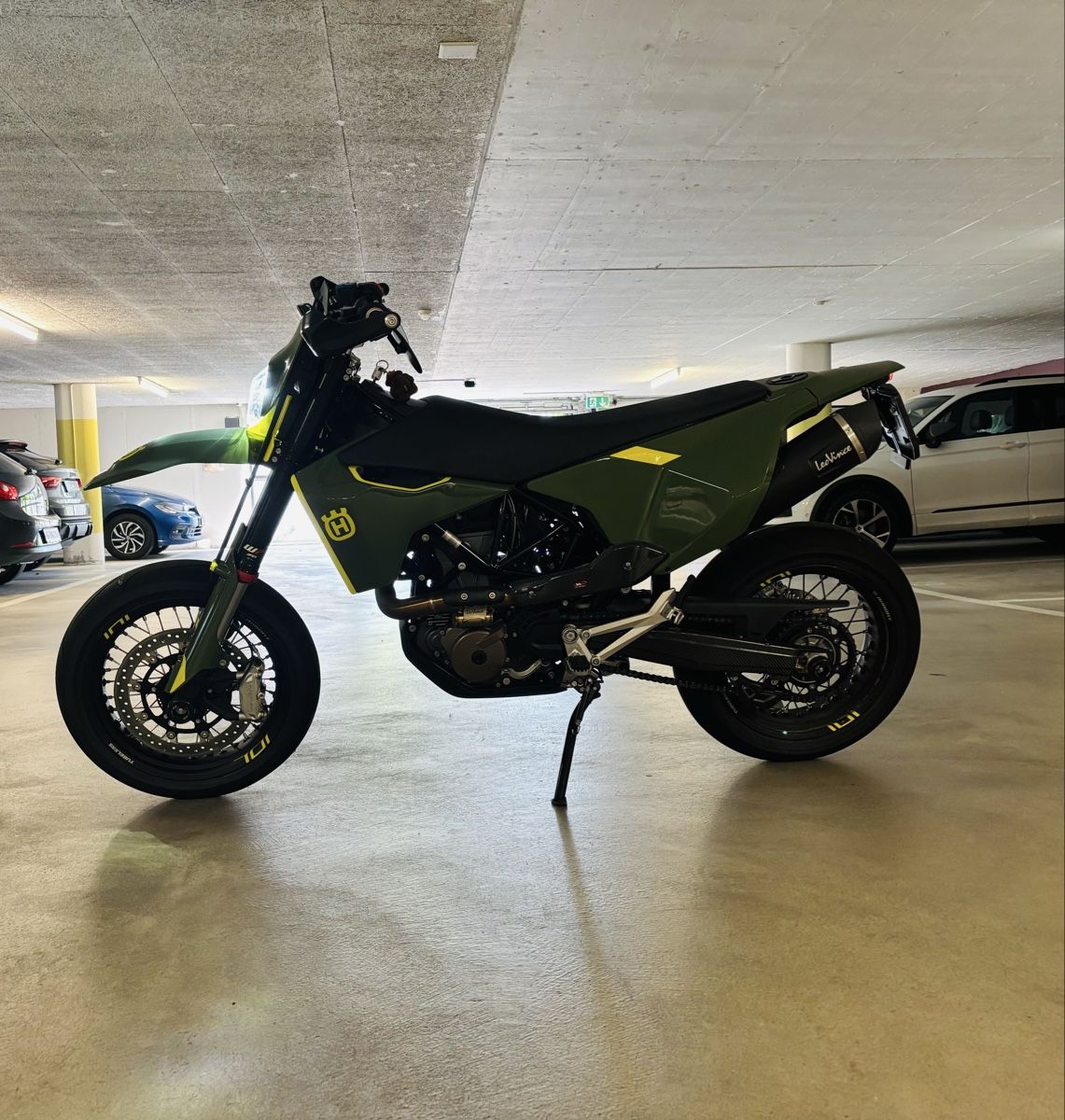 Husqvarna Strada: Husqvarna 701 Supermoto – Nuovo (secondo la descrizione) da Muri AG venduto da Niklasd00 4