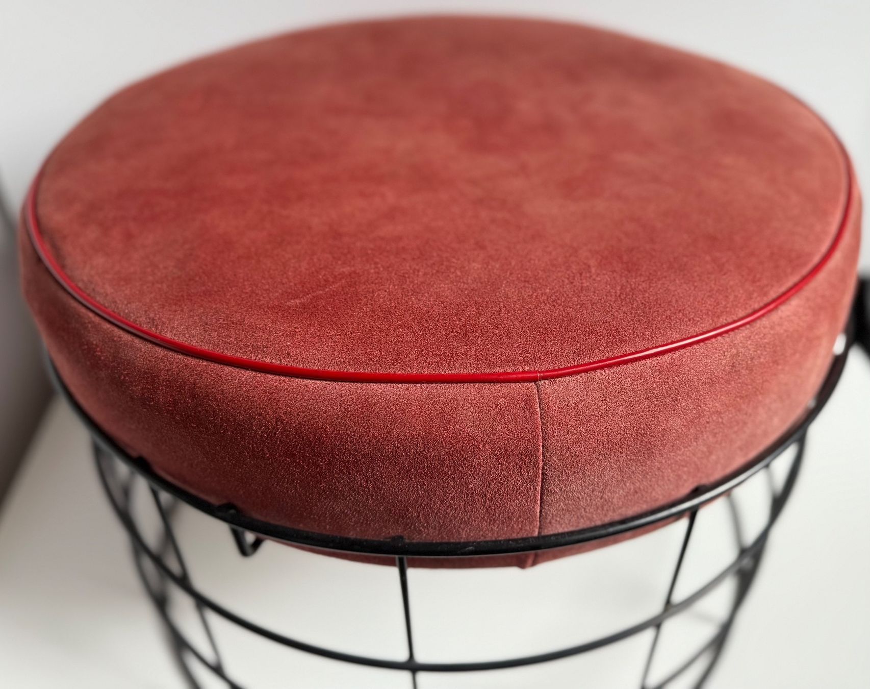 Sgabelli: T1 Hocker // Verner Panton – Usato da Schinznach-Dorf venduto da mix 3