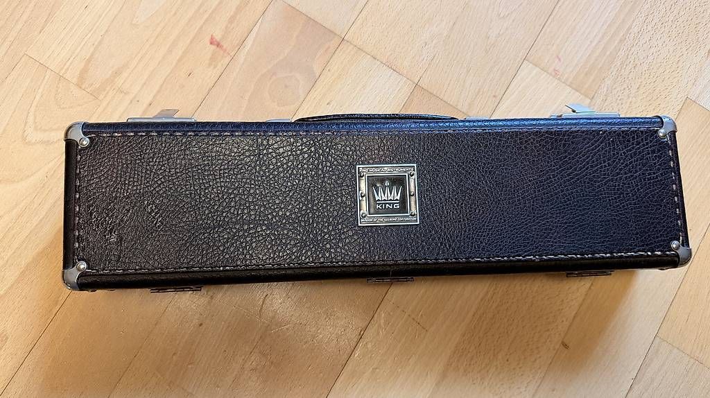 King Musical Instruments Strumenti musicali: Querflöte King mit Silbermundstück – Usato da Arlesheim venduto da Scubulus 1