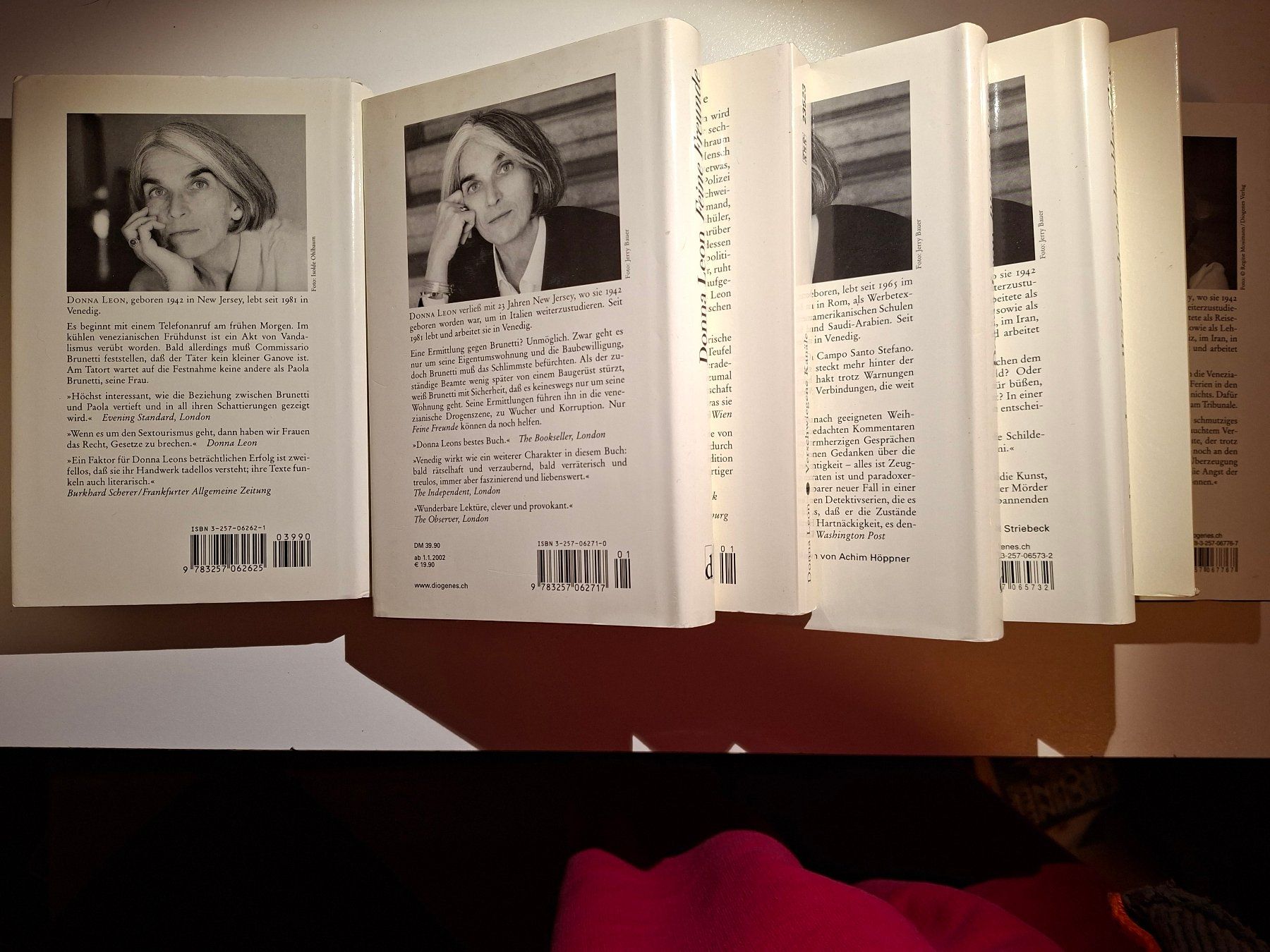 Libri: 7x Donna Leon: Commissario Brunetti – Usato da Dietikon venduto da Buchantiqdietikon 2