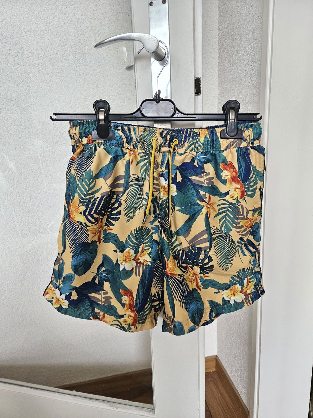 Costumi da bagno: Short de bain, imprimé tropical, taille S – Usato da Lausanne venduto da magic_roro
