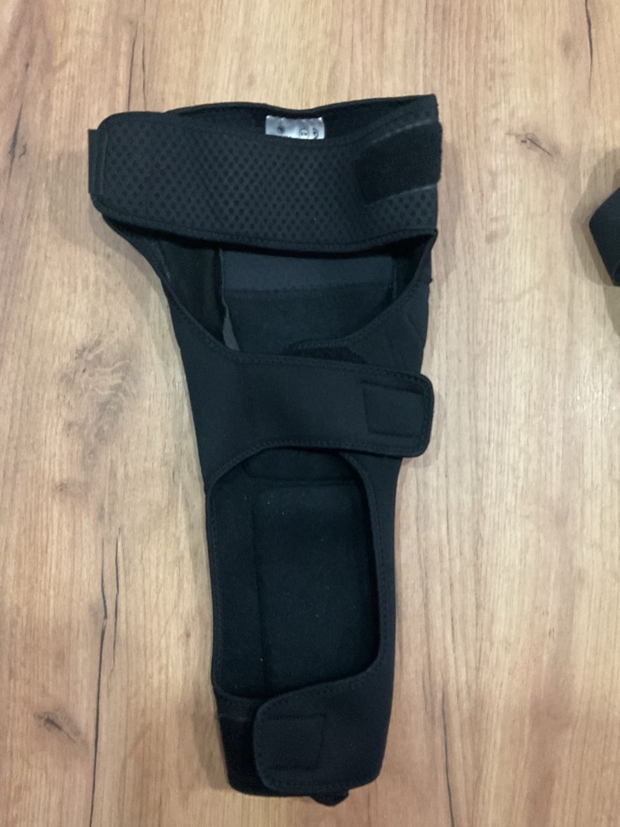 Endura Protections: Endura E1255 Kneeshutz – Grösse S/M – Neuf (Voir description) à Richterswil par Ianh1 5