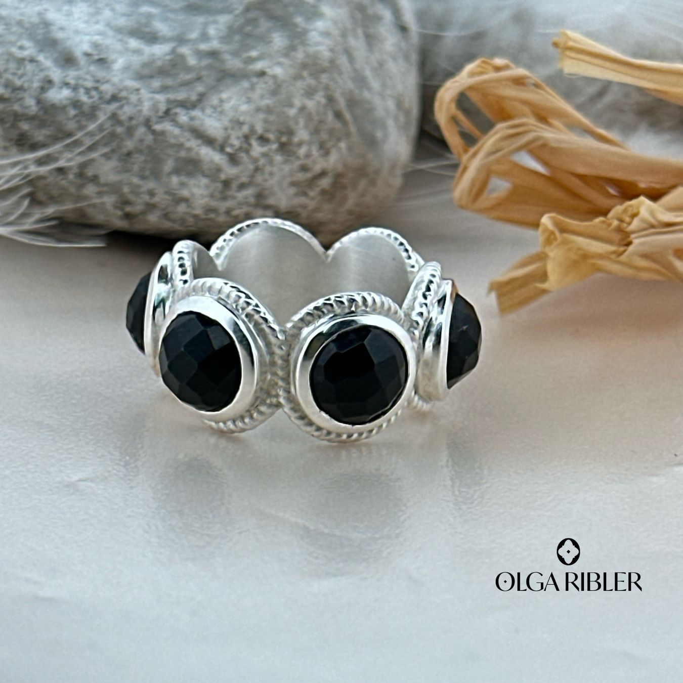 Olga Ribler Anelli: Silberring mit Onyx, Gr. 57 – Nuovo (secondo la descrizione) da Luzern venduto da MonikaS03 6