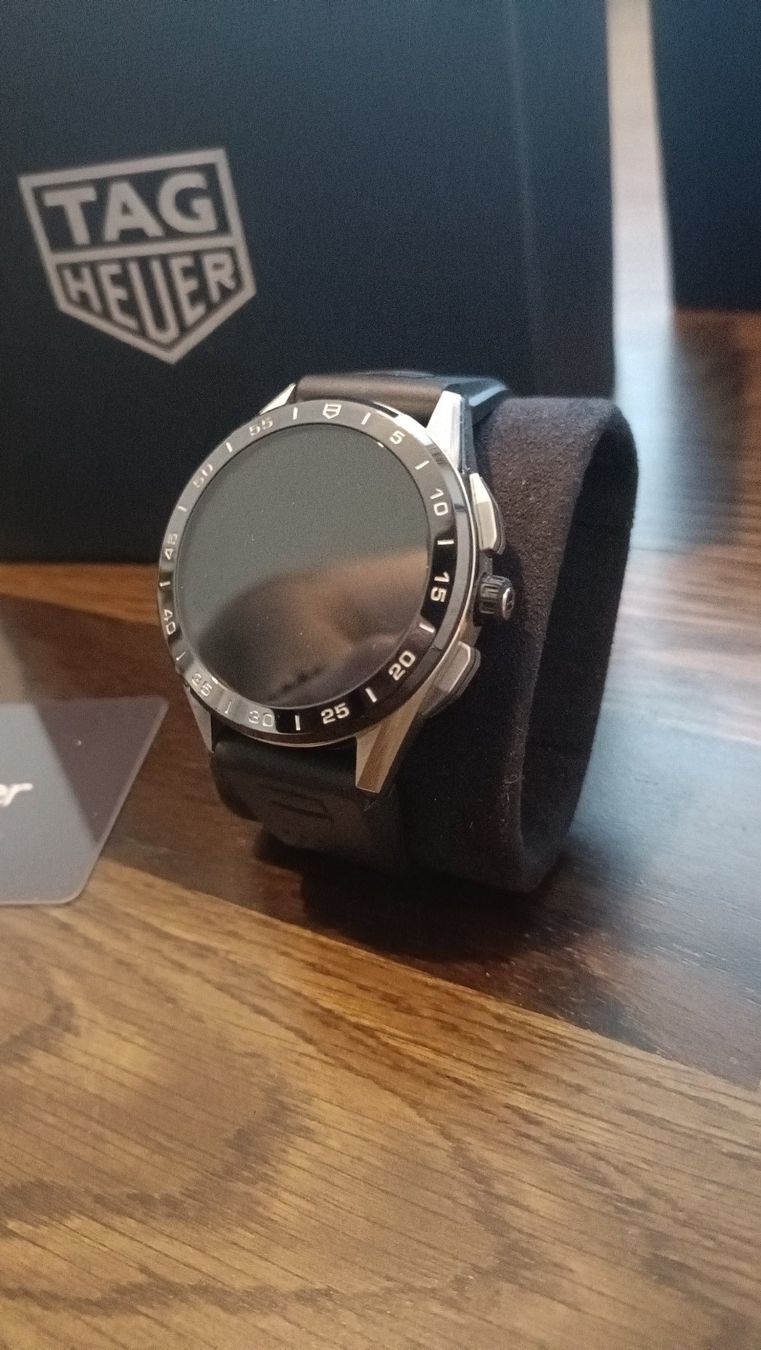 Tag Heuer Smartwatch: TAG Heuer Connected – Usato da Oberengstringen venduto da 156driver