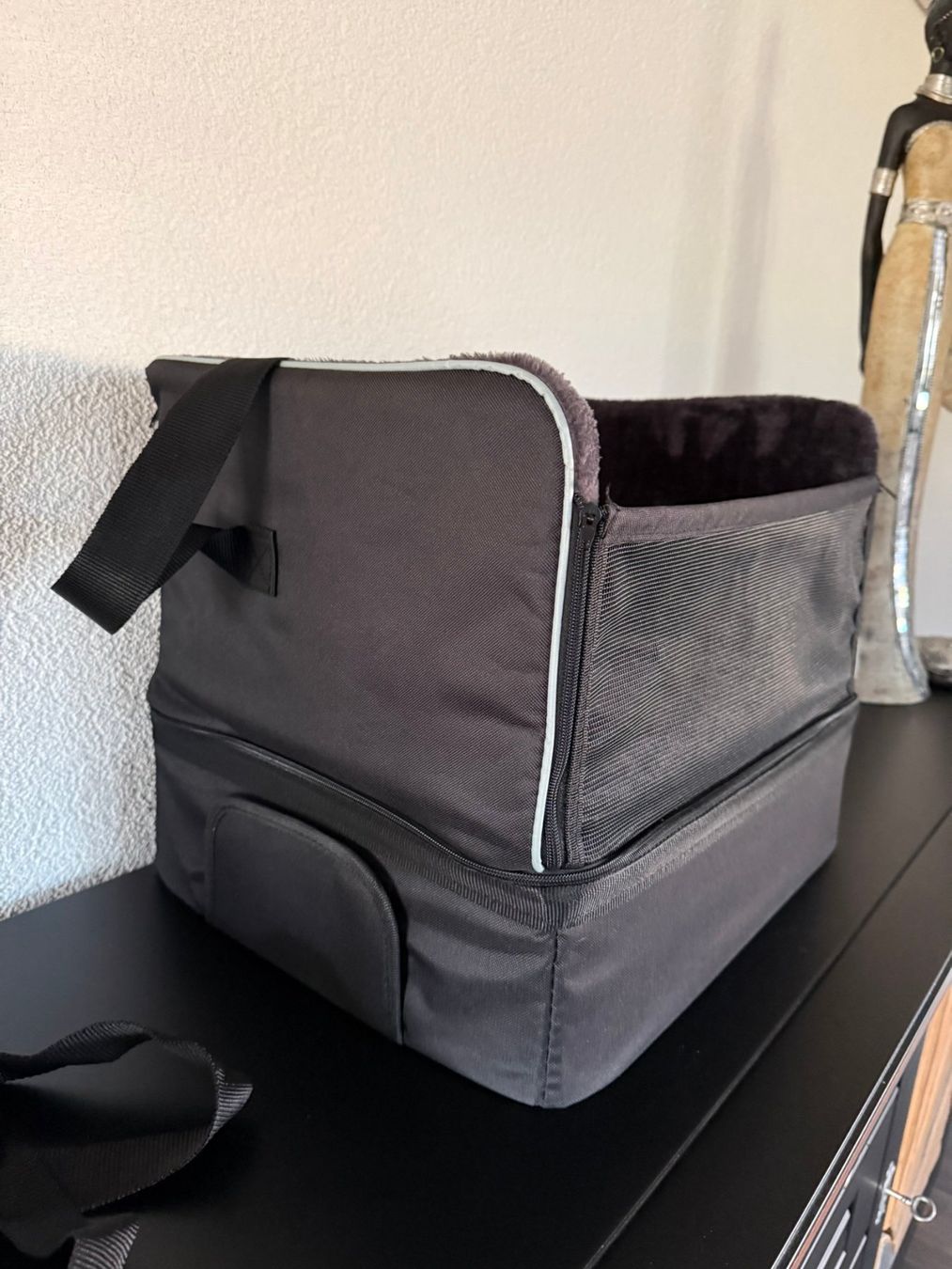 Trixie Cucce & Letti: Trixie Autositz, Abmessung 45 x 38 x 37 cm – Difettoso da Eschenbach SG venduto da Sums