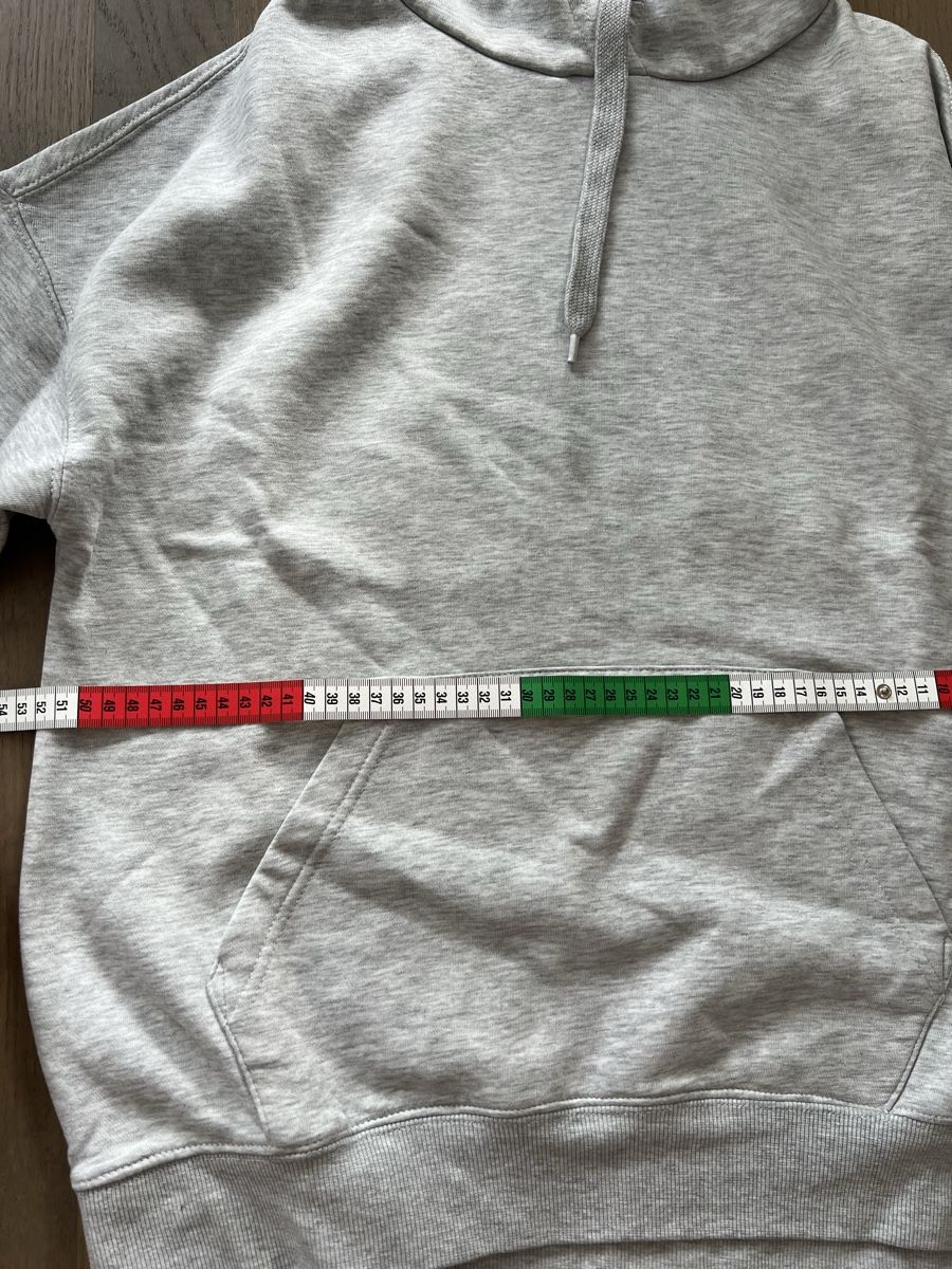 Maglioni & Felpe: Grauer Kapuzenpullover – Usato da Kriens venduto da Krienserin_T 2
