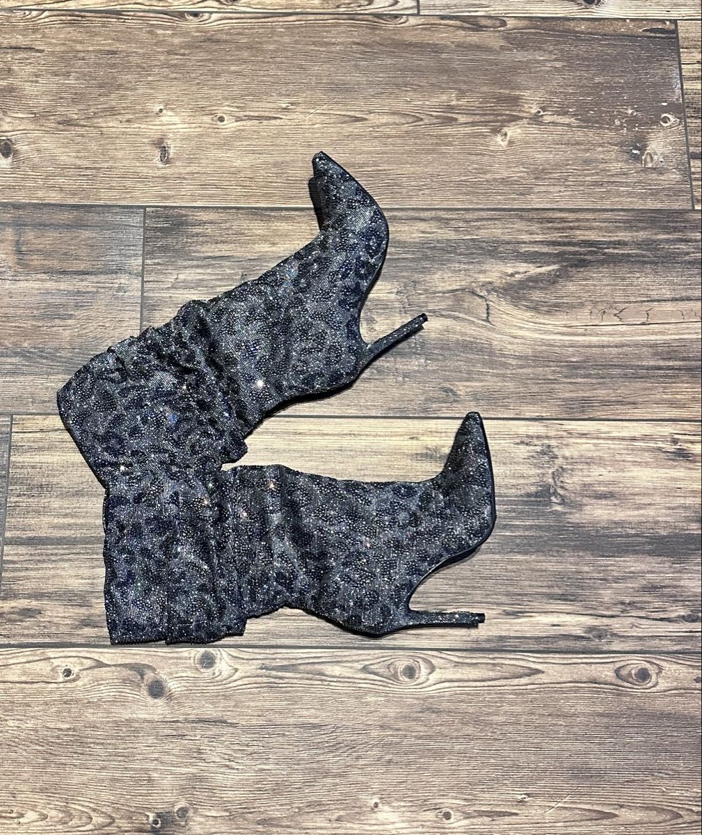 Scarpe da donna: Jessica Simpson Boots – Nuovo (secondo la descrizione) da Madetswil venduto da VLZH