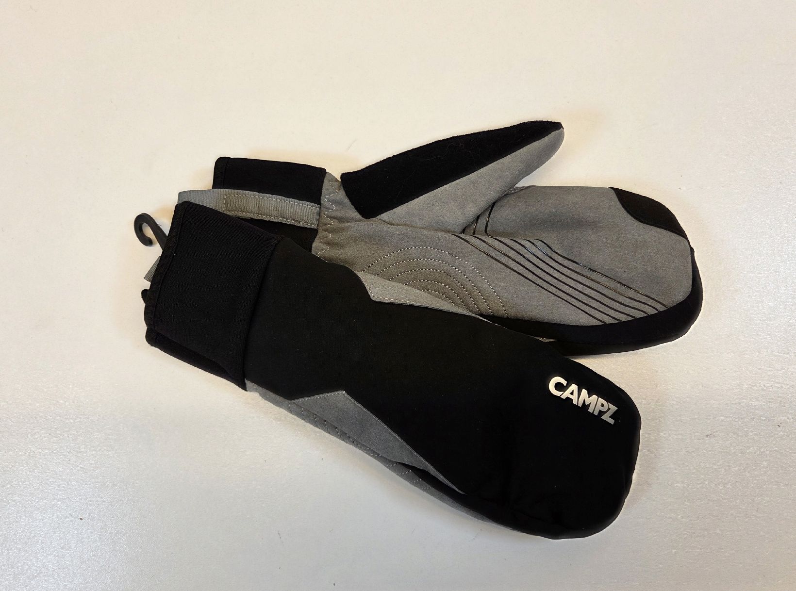 Handschuhe & Handstulpen: Campz Damen Handschuhe Gr. M – Neu und originalverpackt aus Braunau von Brand-Store