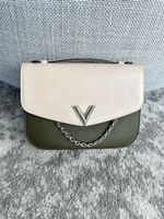 Louis Vuitton VERY Messenger Bag in Olive / Coquille Beige