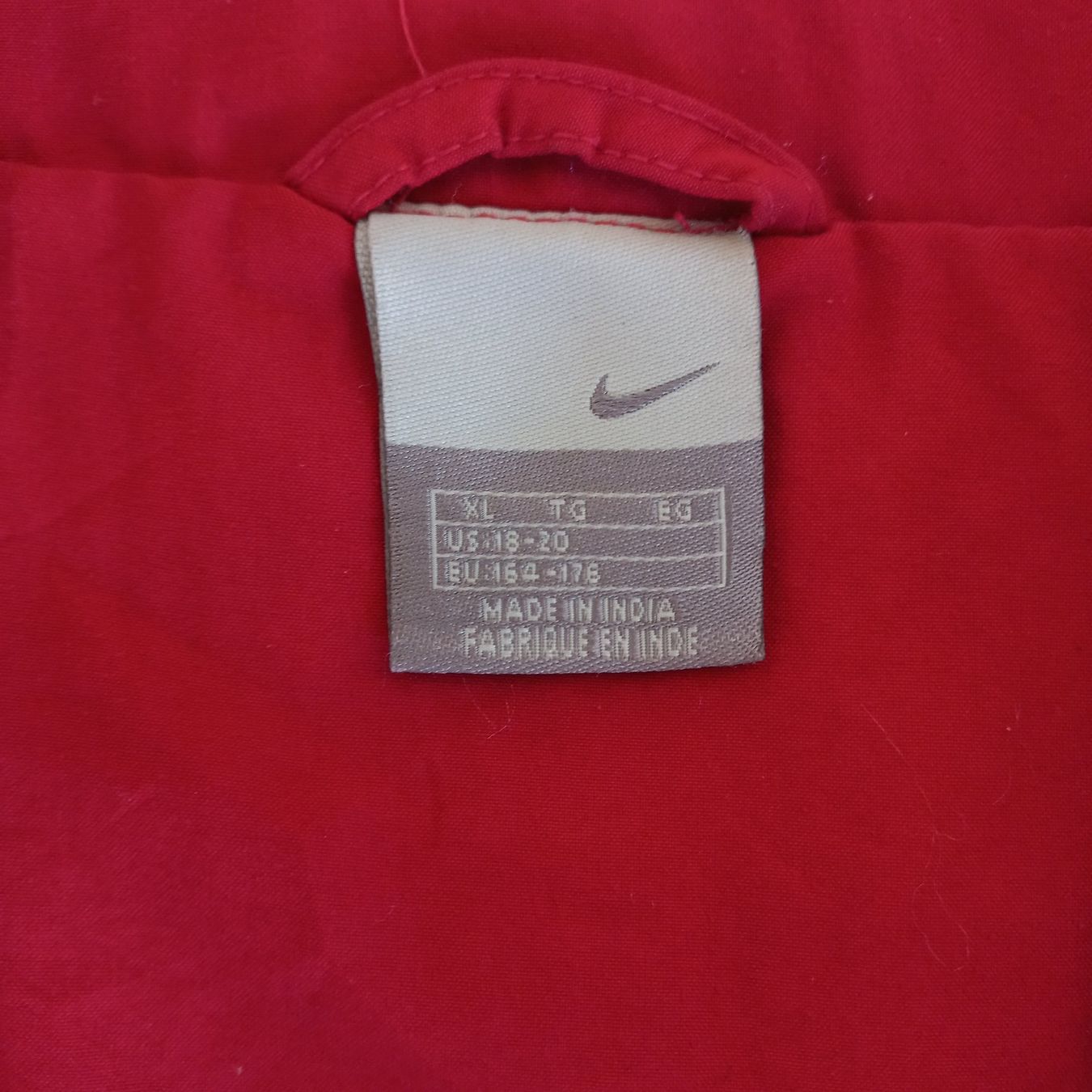 Nike Jacken: Vintage Nike Trackjacket (M) – Neu (gemäss Beschreibung) aus Chamoson von Sapoloshop 3