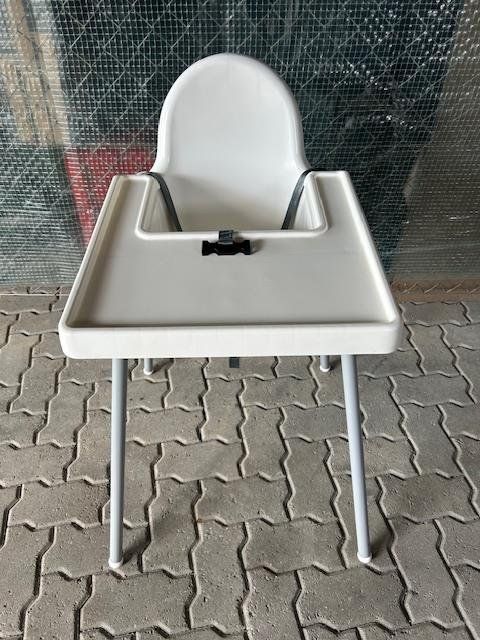Kinderhochstuhl 1