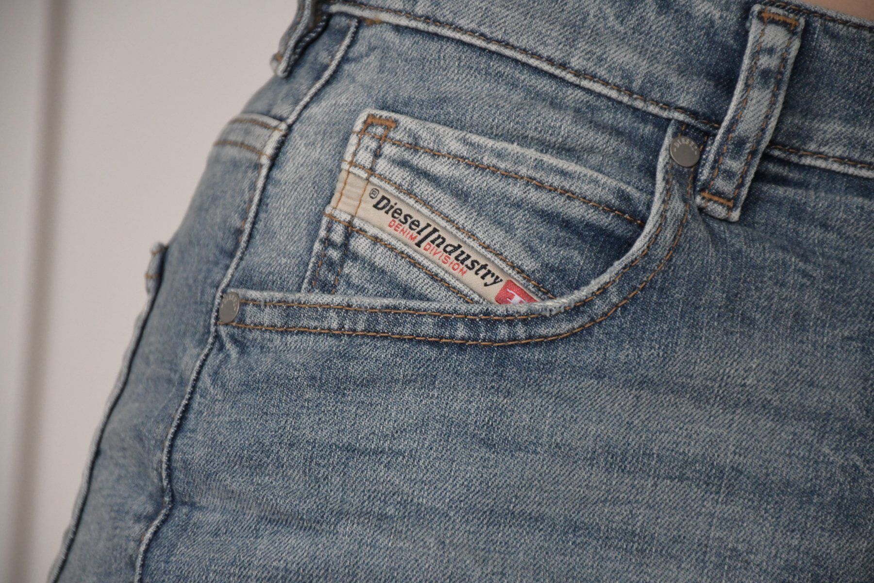 Diesel Hosen: neu Shorts von Diesel gr. 28 – Neu und originalverpackt aus Nuglar von Korsika2 1
