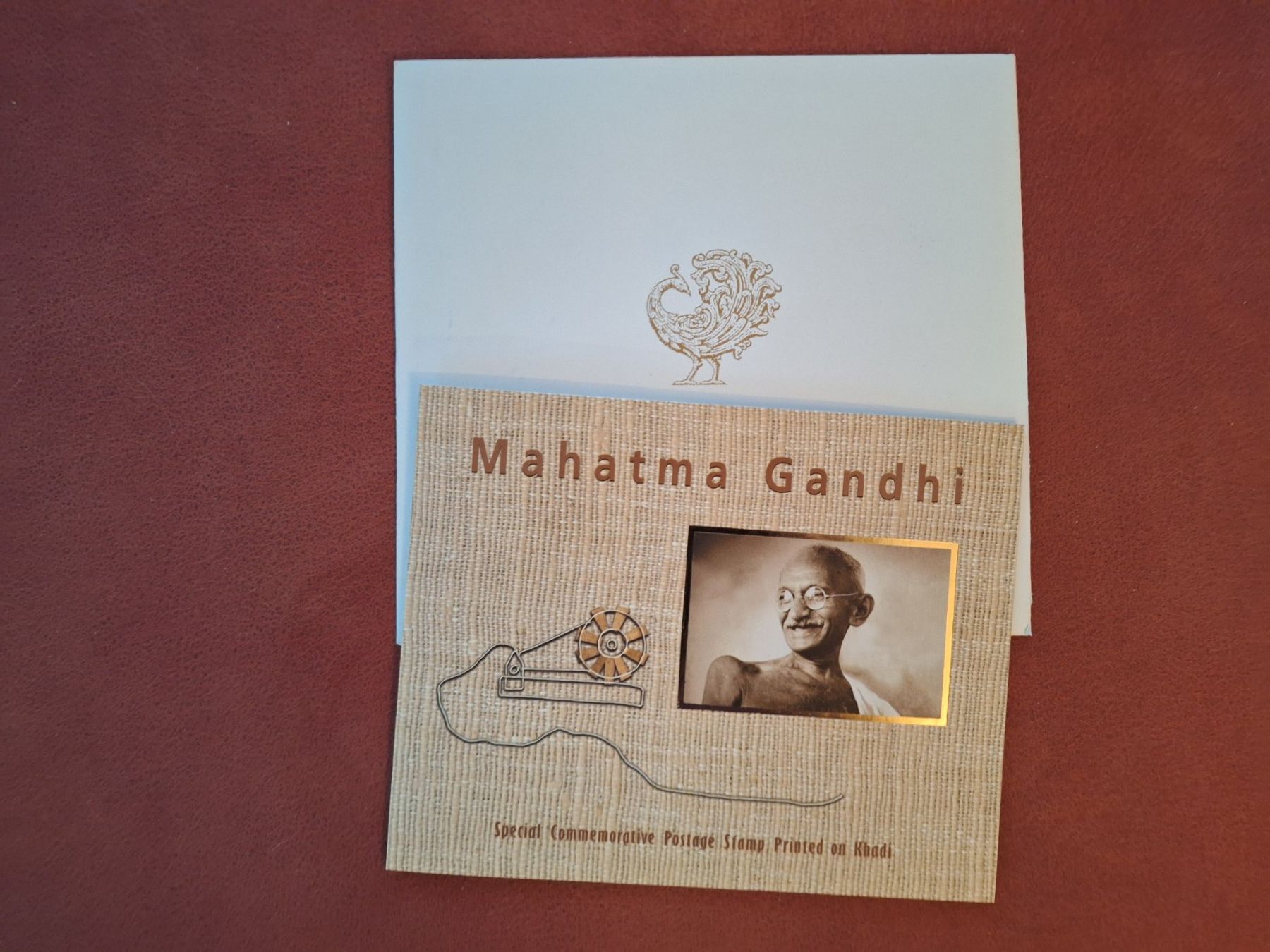 Tutti i francobolli: Mahatma Gandhi Khadi Stoffblatt – Nuovo (secondo la descrizione) da Fahrwangen venduto da vagabondo1963 3