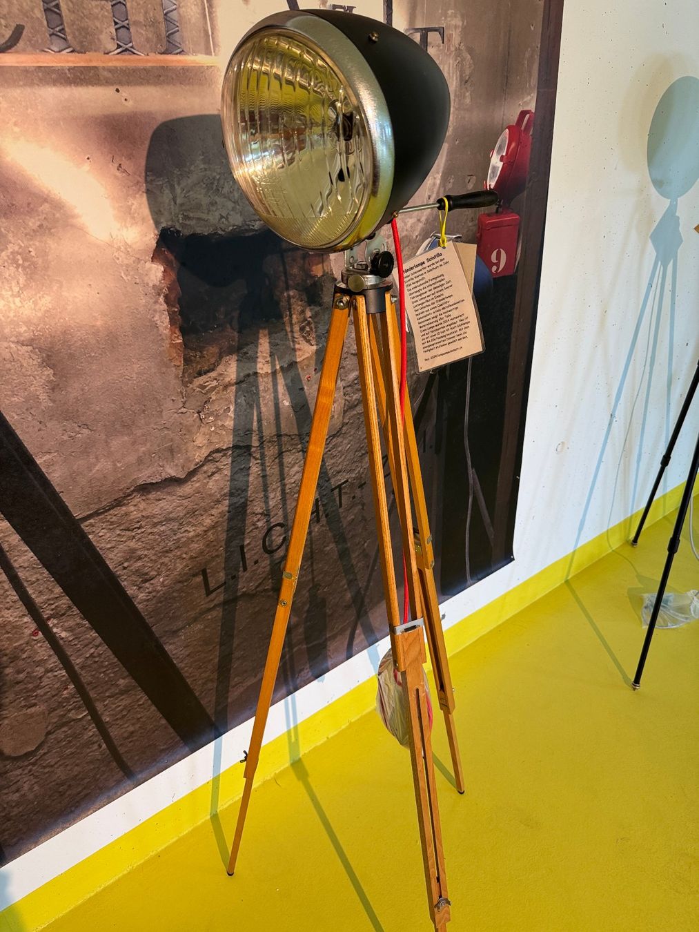 Lampade: Lampe Scintilla, Oldtimer, Ständerlampe, Geschenksidee – Usato da Walzenhausen venduto da energieberaten 4