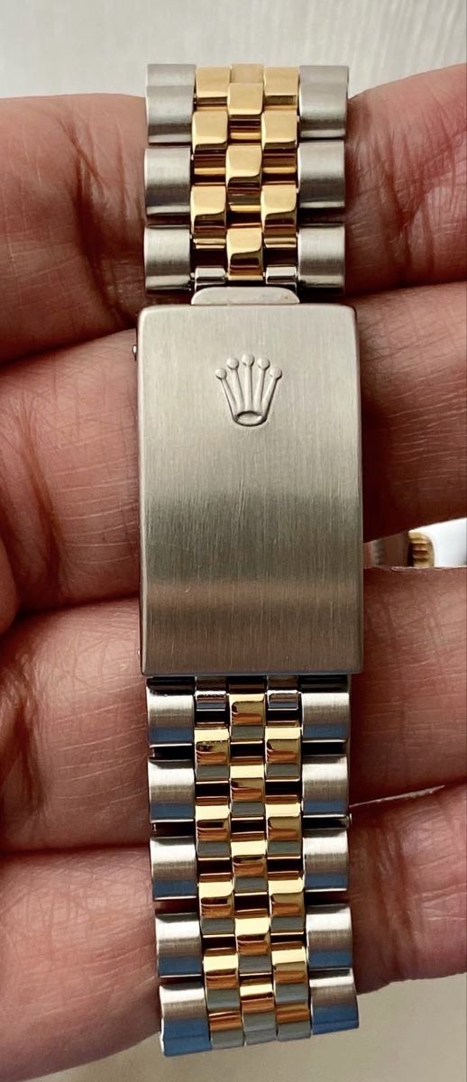 Rolex Montres: Rolex Datejust 16233 mint circa 2002 – D'occasion à Neuchatel par mar_9blm 6