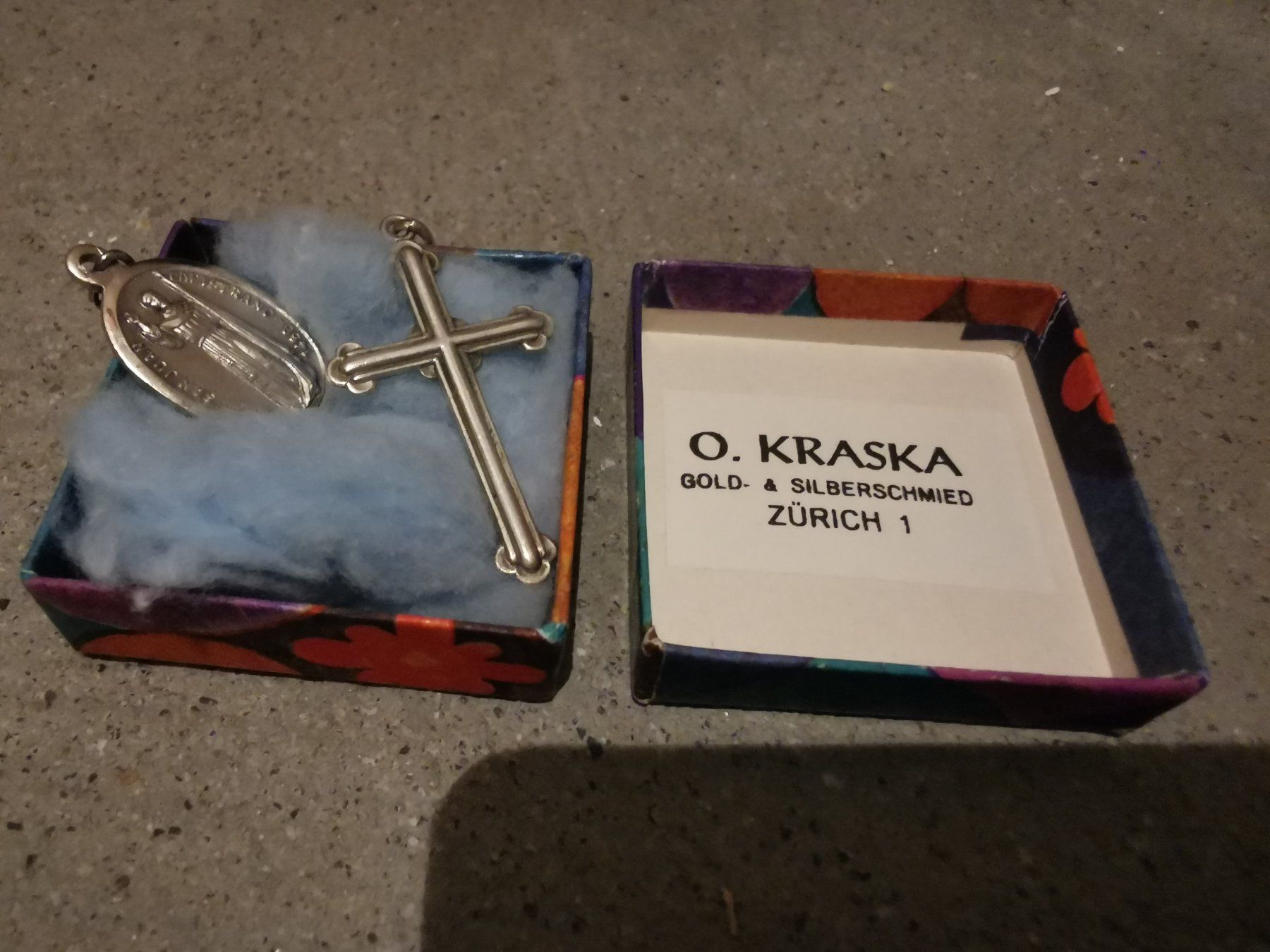 Pendentifs: Antike Schmuckanhänger – D'occasion à Gunzgen par 0Aurin0