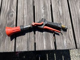 Pistolet pour le traitement de la vigne
