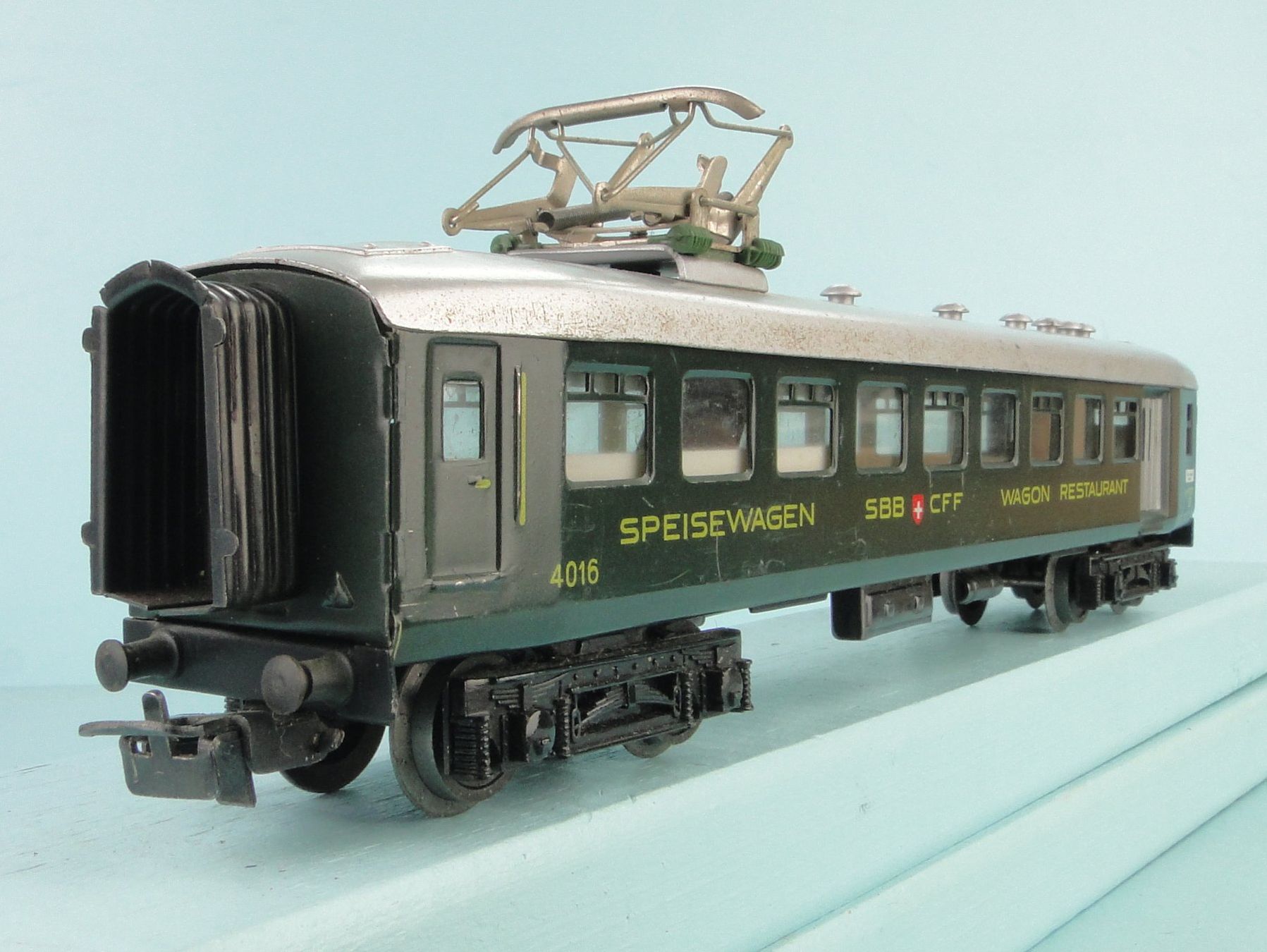 Märklin Modellini di ferrovie: Märklin: 348/2, SBB Speisewagen, Blech – Usato da Bülach venduto da cann11