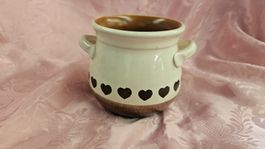 Piccolo vaso in ceramica con cuoricini