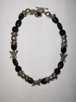 Halskette mit Bienen in 925 Silber Steine Onyx