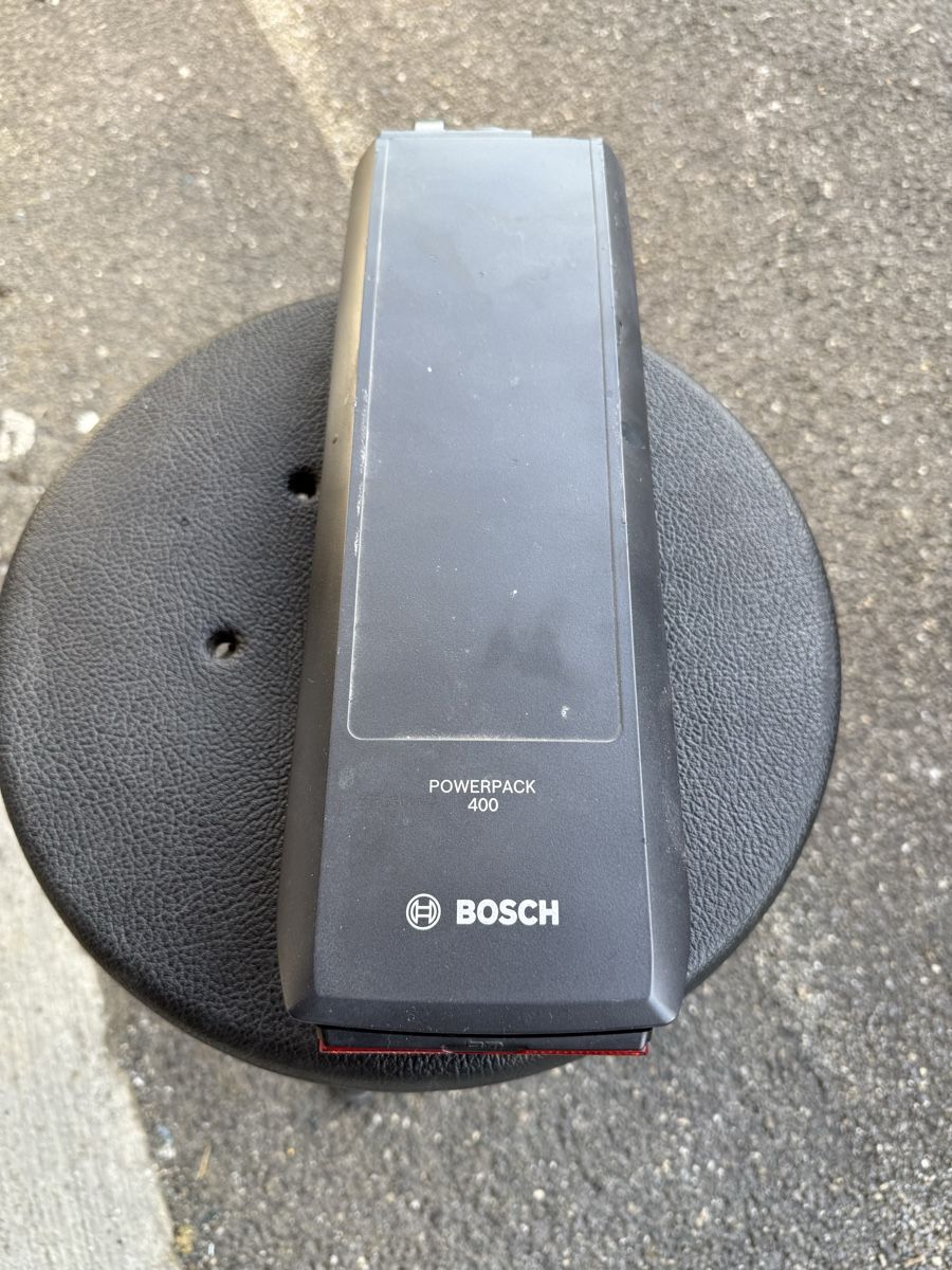 Bosch Batterie: Bosch gepäckträger akku 400wh – Usato da Oberentfelden venduto da lam_vj88
