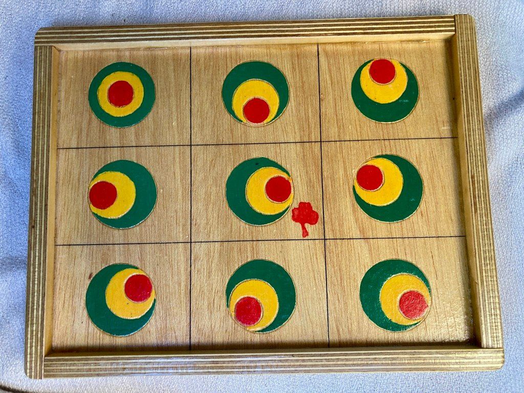 Giochi: Puzzle en bois réversible,auto-correctif, 9 blocs – Usato da Prilly venduto da widmeli