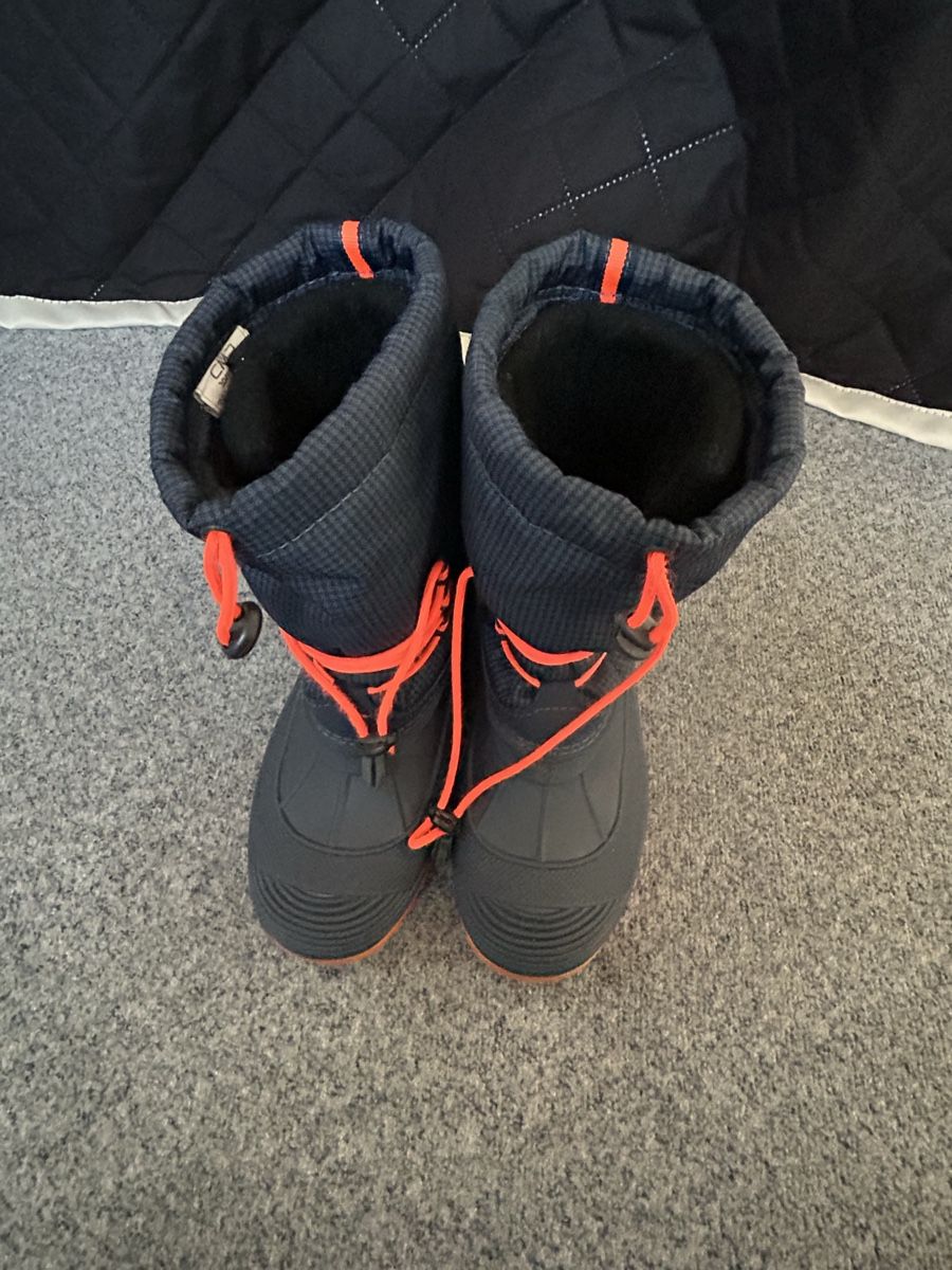 Chaussures garçon: Warme Winterstiefel, Grösse 32 – D'occasion à Diepoldsau par Kekoa75 1