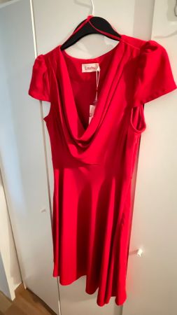 Rotes Kleid neu von Louche, ca. Grösse 38