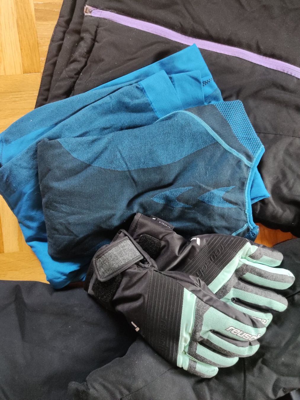 Lotti di vestiti: Ski Kleider 158- XS – Usato da Kriens venduto da rinzmann 3
