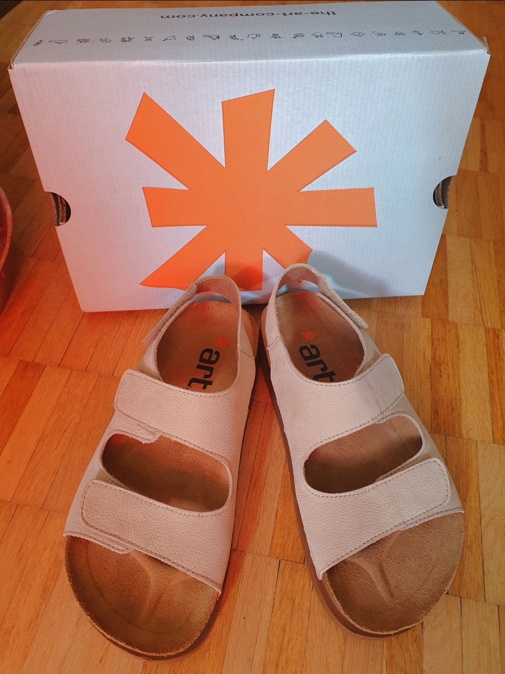 Art Scarpe da donna: NEUE "Art" Sandalen - 39 – Nuovo e nell'imballaggio originale da Zürich venduto da CaputoGa 1