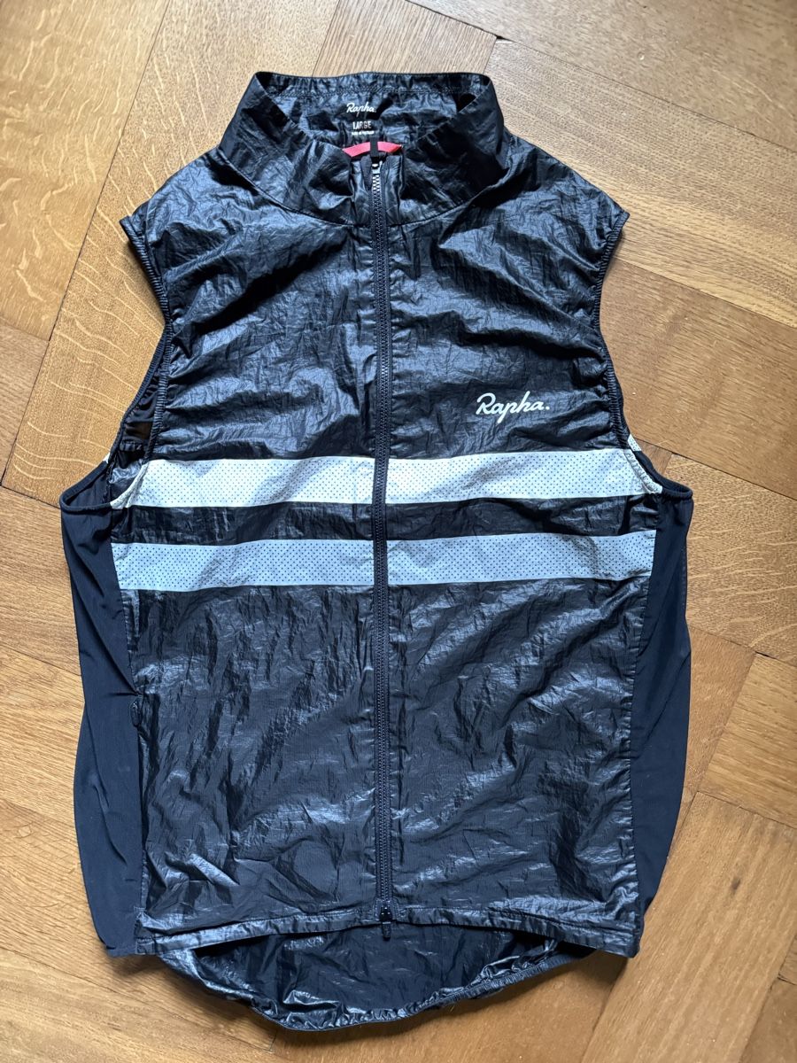 Rapha Gilet & Giacche: Rapha Windweste, Grösse L, Schwarz, Top Zustand! – Nuovo (secondo la descrizione) da Bern venduto da Frank_W_AbagnaleJr
