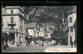 Meiringen, Kirchstrasse mit Hotel Krone 