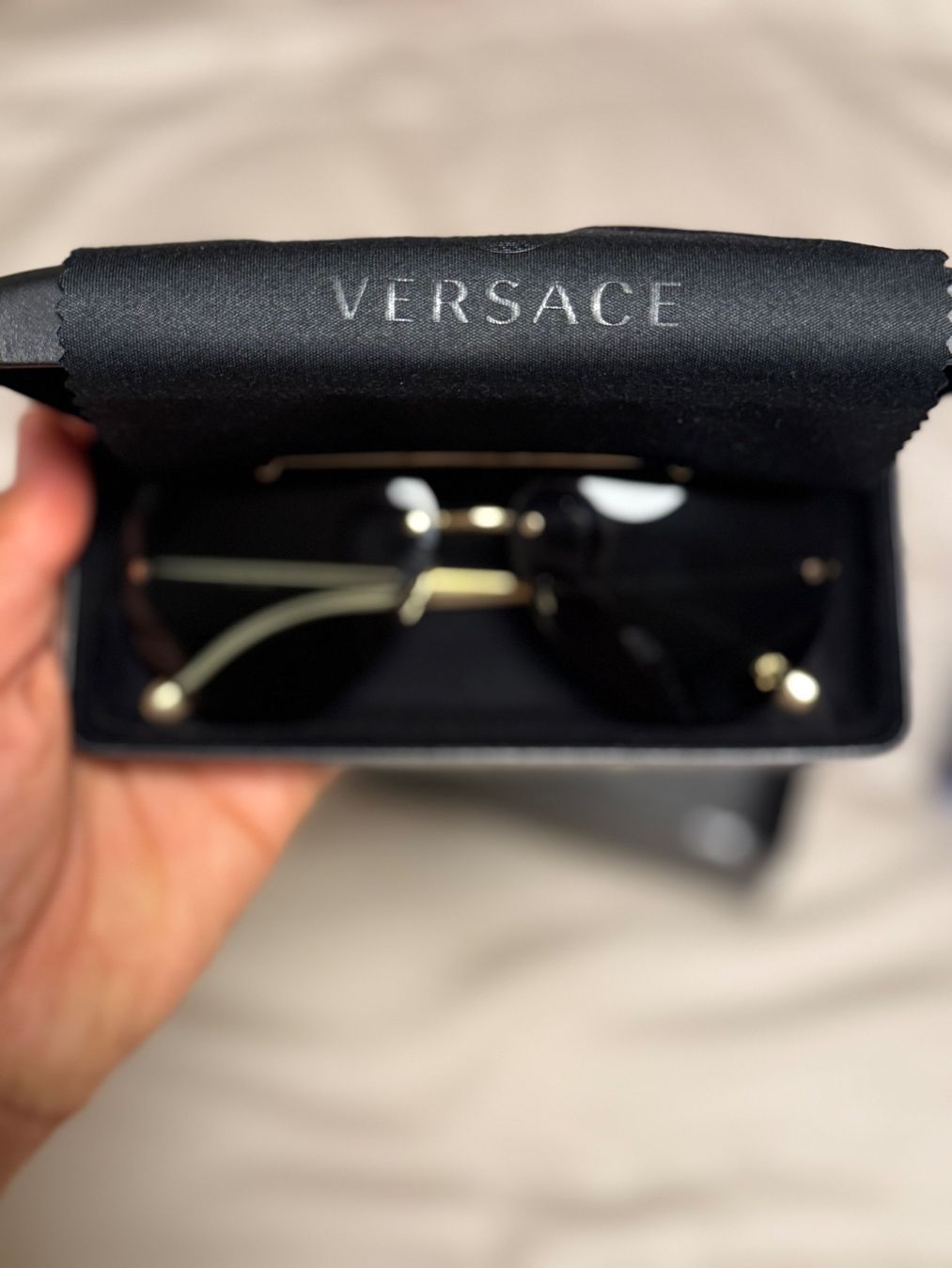Versace Occhiali & Lenti: Original Versace Brille Schwarz/Gold – Nuovo (secondo la descrizione) da Stäfa venduto da ana_6dqc 8
